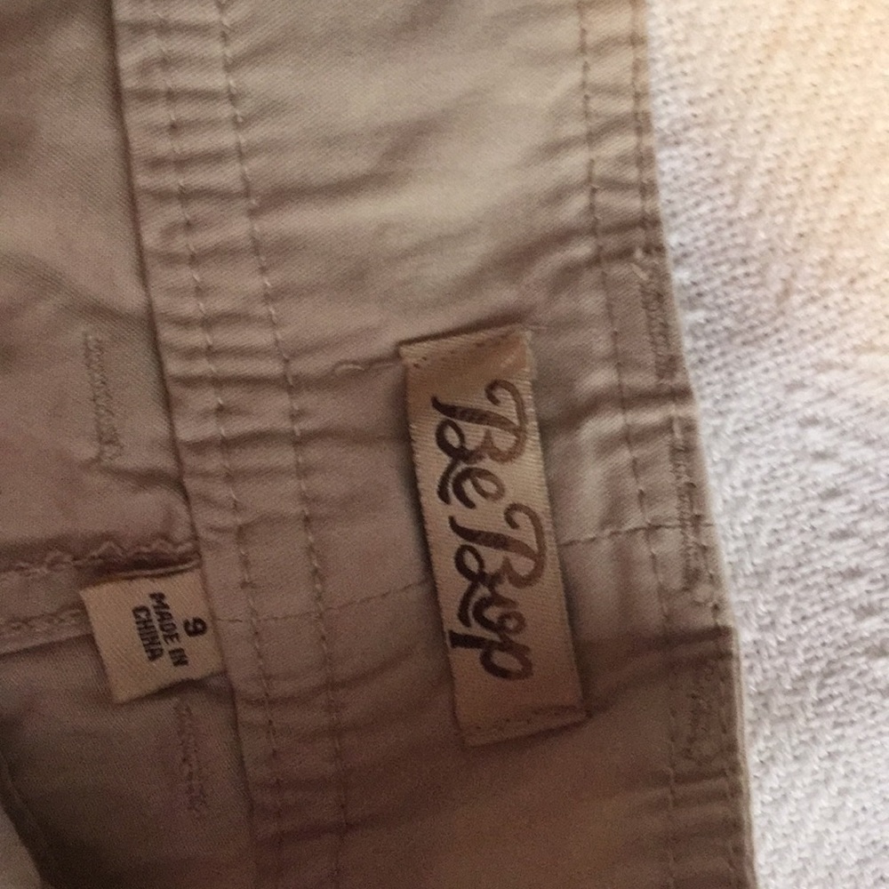 Pants - Picture 3 of 4